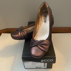 Ecco Espresso Casual Flats - Size EU 39/US 8-8.5M - NIB